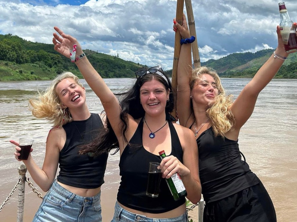 Finding love on a slow&nbsp;boat